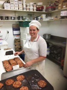 photo of Sarah a staff at Kapiti Cakes